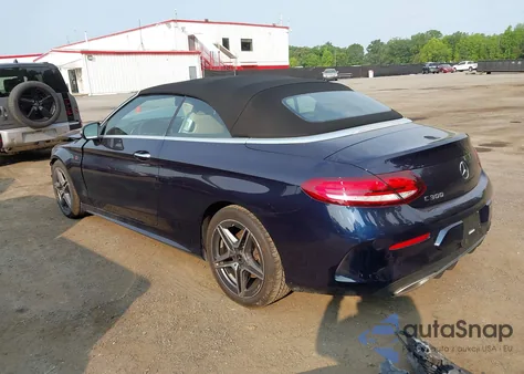 2021 Mercedes-Benz C 300 Cabriolet z USA, uszkodzony, nr VIN W1KWK8DB8MG099815